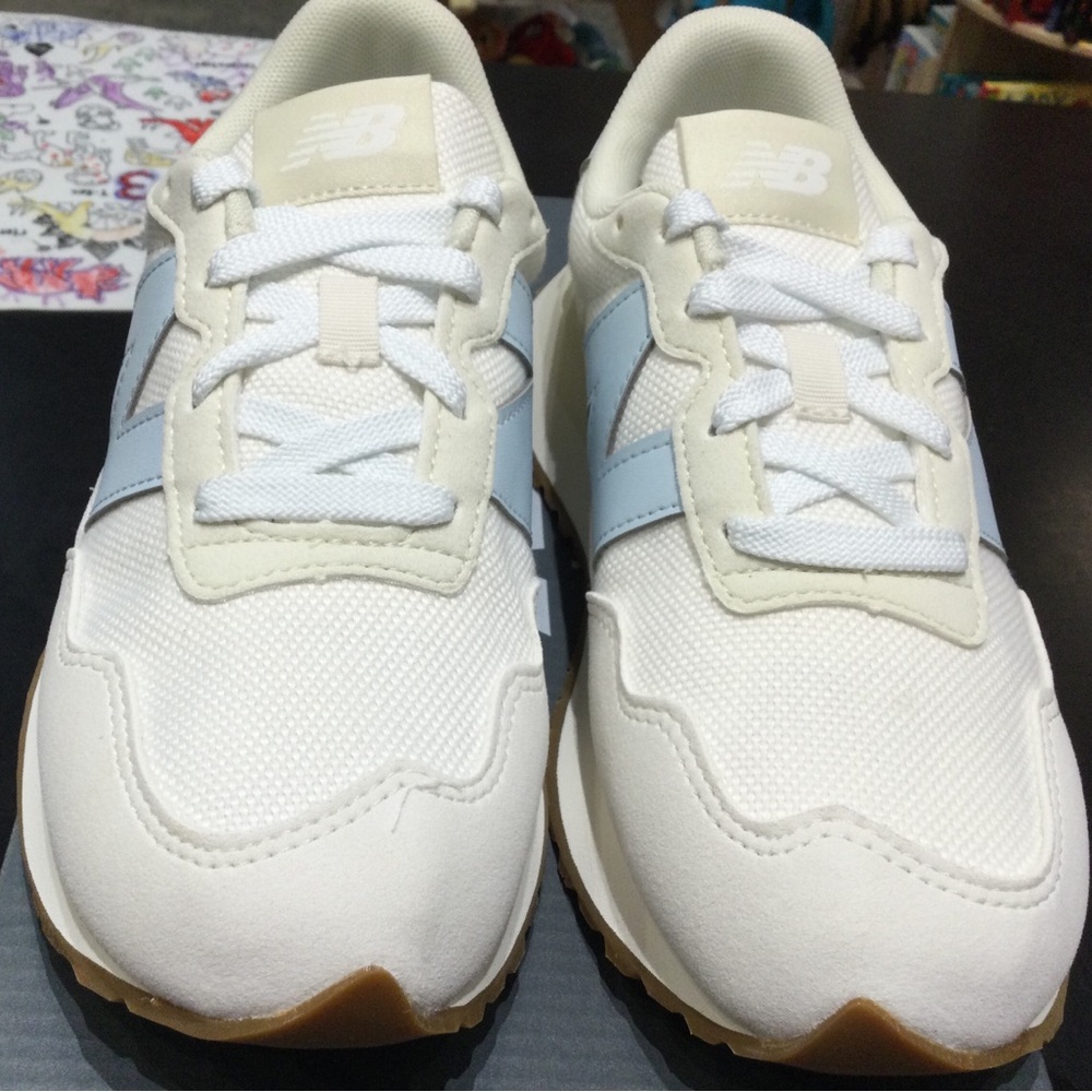 Big Kids New Balance 237 Blue/White Multiple Sizes - Picture 5 of 6
